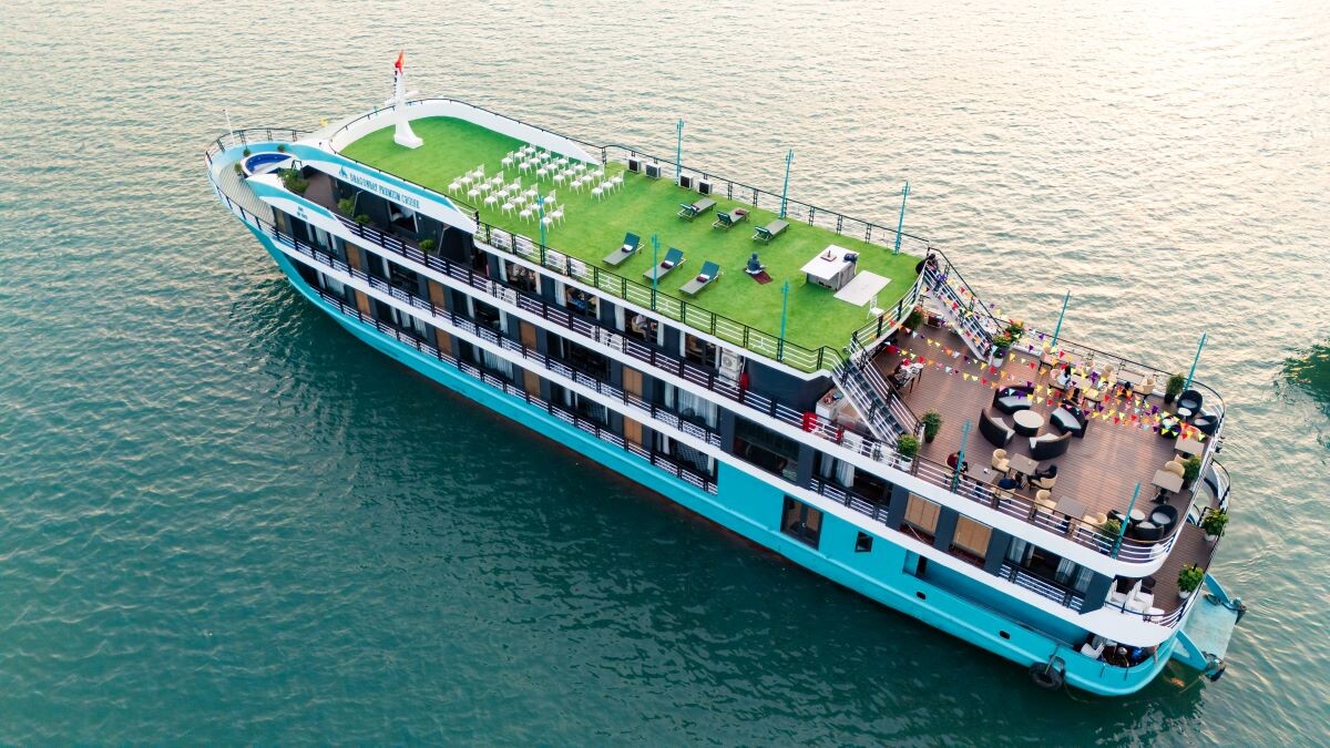 Dragon Bay Premium Cruise 3D2N